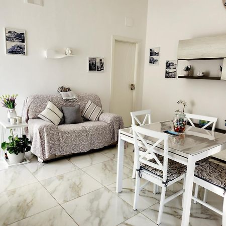 Sweet Home, Anacapri Luaran gambar