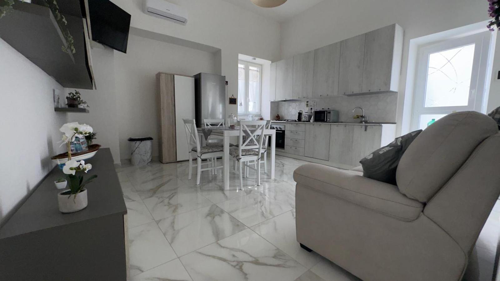 Sweet Home, Anacapri Luaran gambar